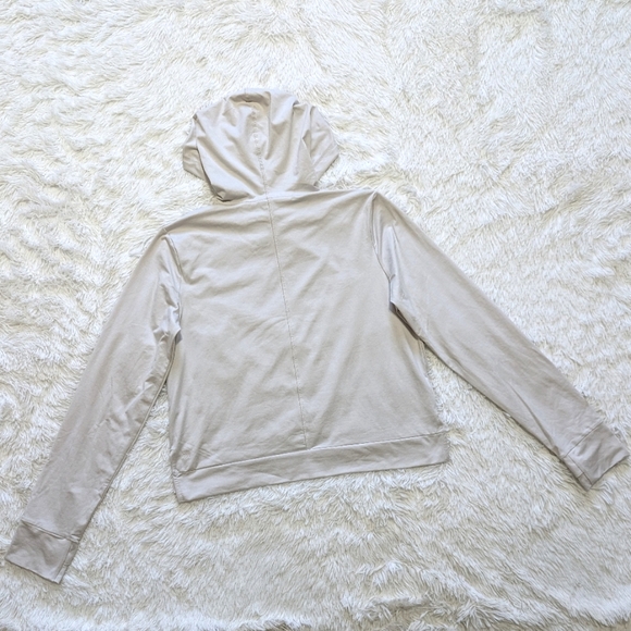 NWT All in Motion Bundle of 2 Blue & Cream Active Hoodies - Picture 9 of 13